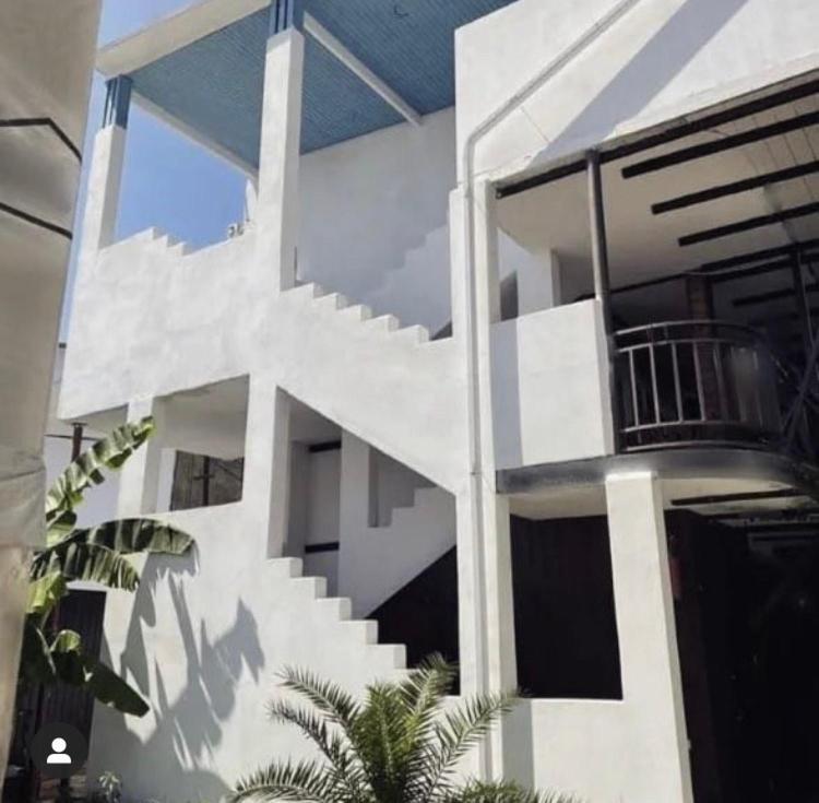 Бунгало Мини Отель, Пицунда , Лдзаа Pitsunda Exterior foto